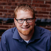 Aaron Brien headshot